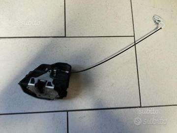 Serratura porta post. sx bmw x3