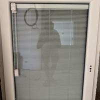 Finestra in PVC con persiana