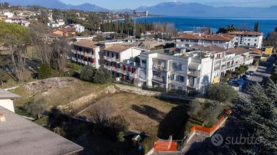TER. RESIDENZIALE A PADENGHE SUL GARDA