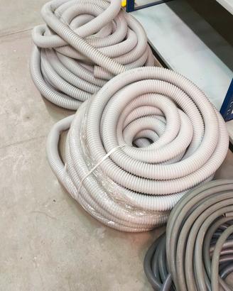 guaina spiralata in PVC per esterni