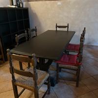 tavolo con sedie