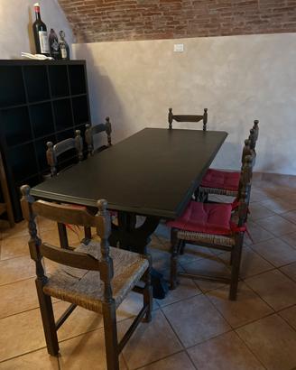 tavolo con sedie