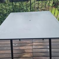 Tavolo EMU pieghevole in ferro 