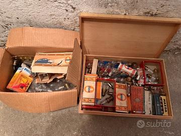 Lotto vintage di lampadine per auto d'epoca e non