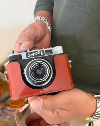 Macchina fotografica vecchia