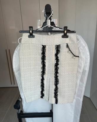 Gonna bianca a matita in tessuto bouclet