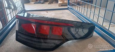 Fanale posteriore DX VW Tayron