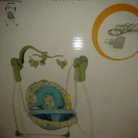 Sdraietta,dondolo "loving'hug"
Marca "Graco"

    