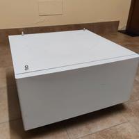 Mobiletto in metallo con anta magnetica e ruote