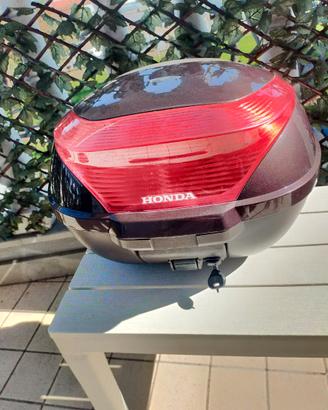 Bauletto Honda scooter Sh 150 parabrezza Isotta.