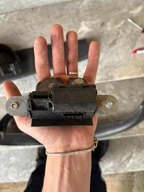 Serratura cofano Alfa romeo Giulietta