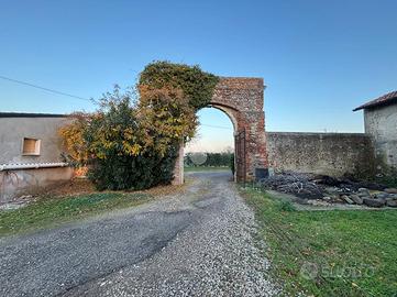 CASA SEMINDIPENDENTE A SONA