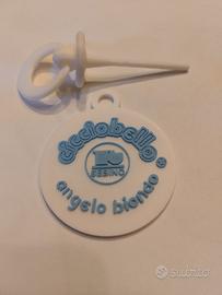 ciuccio e Medagliette con rilievo per cicciobello 