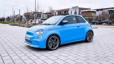 Abarth elettrica