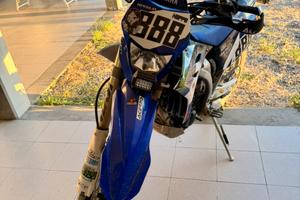 Yamaha WR 250 F - 4 tempi