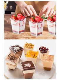 50 Bicchierini squadrati da dessert con cucchiaino