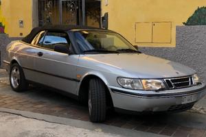 Saab 900