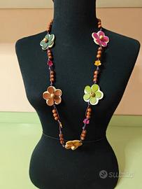 Collana fatta a mano legno cuoio e madreperla arti