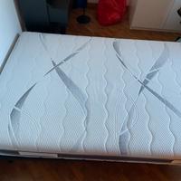 Materasso una piazza e mezzo come nuovo