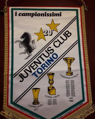 Gagliardetto juventus firmato