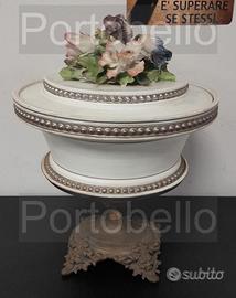 Codice: 268361 CENTROTAVOLA CON COPERCHIO IN CERA