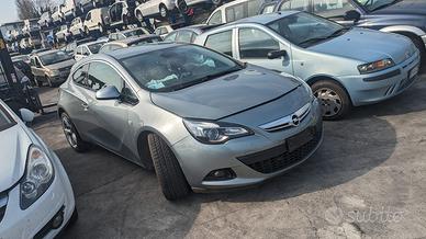 OPEL ASTRA 2009-2018 1.6 GTC Benzina 3 Porte