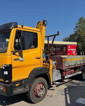 MERCEDES ATEGO 1117 CASSONE CON GRU EFFER