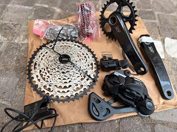 Gruppo SHIMANO XT DI2 M8250 12v - NUOVO