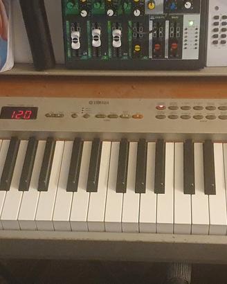 YAMAHA P120 pianoforte digitale 88 tasti 