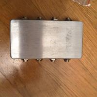 Pedale 4 ingressi e 4 uscite dirette + DIY Solderl