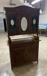 Credenza antica