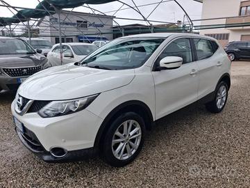 NISSAN Qashqai 1.6 DIG-T Acenta