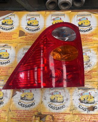 FARO POSTERIORE SINISTRO PEUGEOT 1007 ANNO:2006