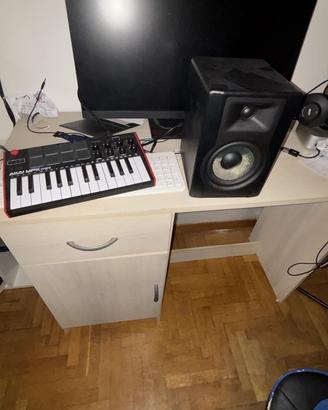 BUNDLE CASSA M-AUDIO BX5/AKAI MPK MINI