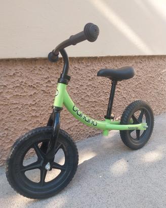 bicicletta senza pedali