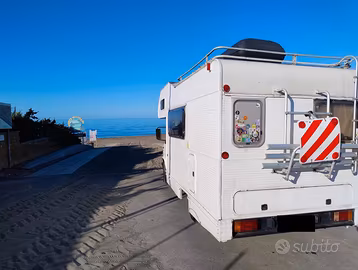 CAMPER CON MOTORE NON FUNZIONANTE ottimi ricambi
