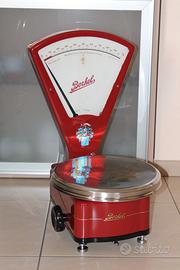 Bilancia BERKEL modello K a 5 kg restaurata rossa