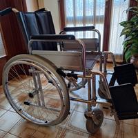 Carrozzina pieghevole