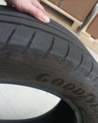 4 Gomme Good Year Eagle F1 Asymmetric 5 235/55-R18