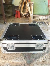 flight case 6 par a batteria