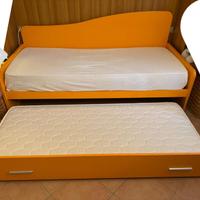 2 letti cameretta + scrivania