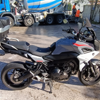Yamaha tracer 900