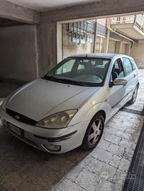 FORD Focus 1ª serie - 2004