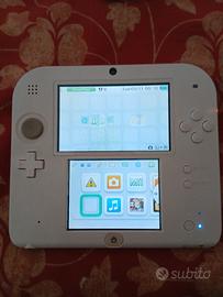 Nintendo 2DS Bianco/Rosso - Funzionante