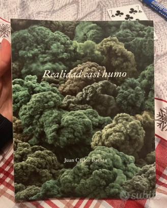 libro “Realidad Casi Humo” raro