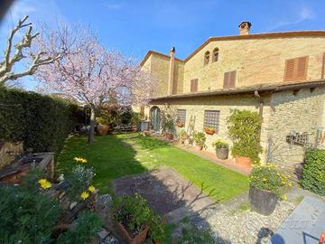 Rustico / Casale di 75 m² con 3 locali a Montesper