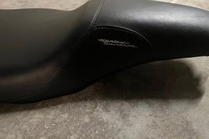 SELLE TOURING HARLEY DAVIDSON