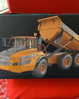 Camion volvo A40G radiocomandato 