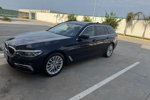 BMW Serie 5 Station Wagon Luxury X Drive