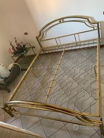 Camera da letto in ottone